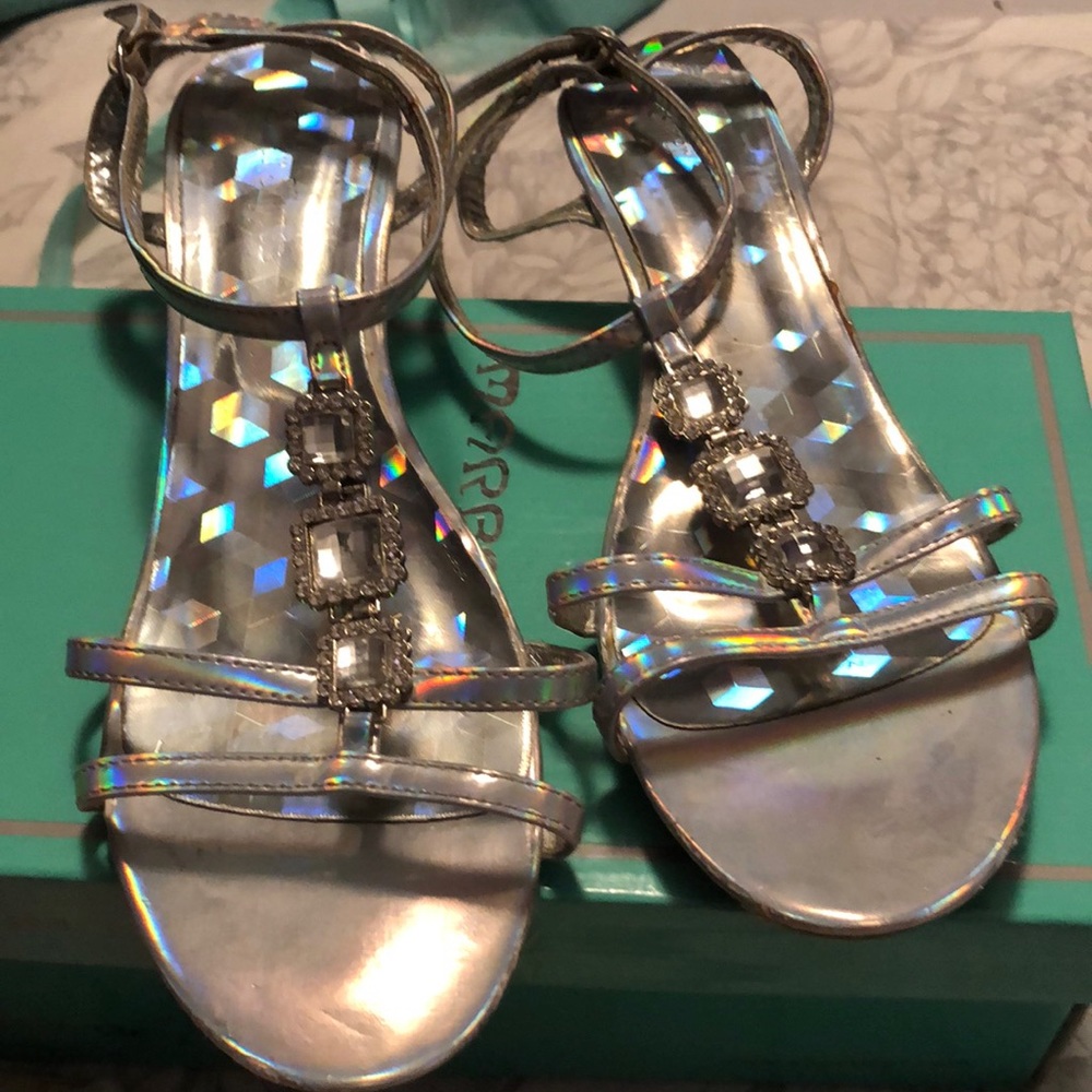 One inch heels